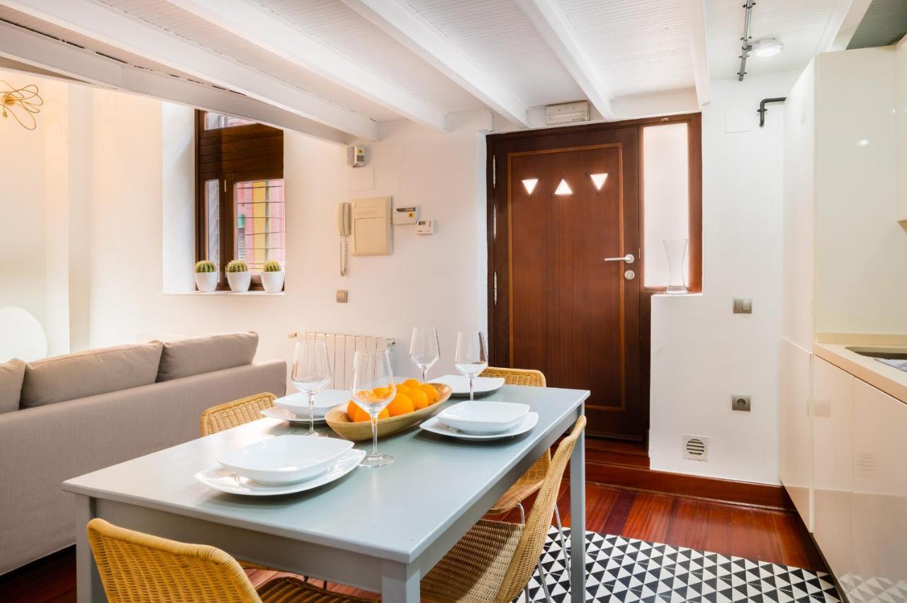 דירות סביליה Stylish Loft Duplex - Alameda מראה חיצוני תמונה